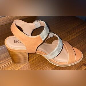 Boutique by Corkys Cognac Sandals Women’s 8 Block Heel Buckle Dressy Shoe NEW